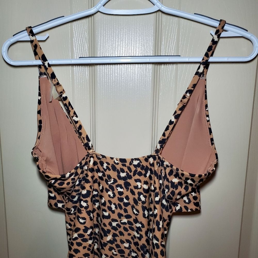 NWT Aerie Wrap Full Coverage One Piece Leopard Print Swimsuit Size S - Picture 8 of 15